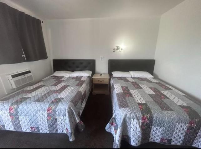 Anchor Motel & Rv Park Surfside Beach Bagian luar foto