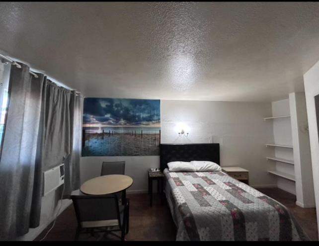 Anchor Motel & Rv Park Surfside Beach Bagian luar foto