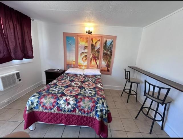 Anchor Motel & Rv Park Surfside Beach Bagian luar foto