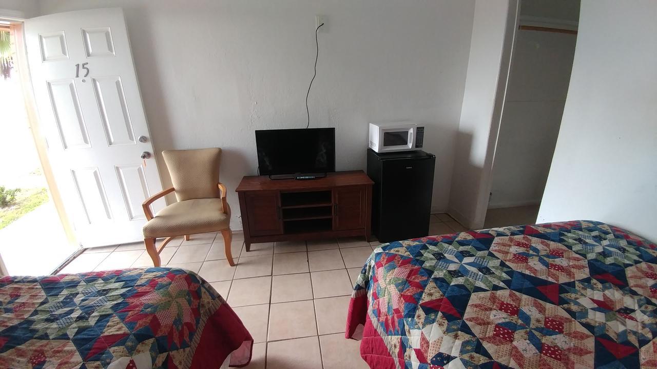 Anchor Motel & Rv Park Surfside Beach Bagian luar foto